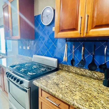 Beach Front Penthouse In Exclusive Tower Санто Доминго Екстериор снимка