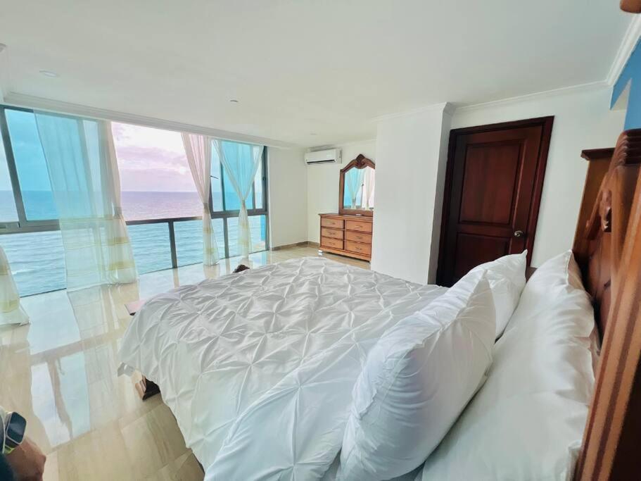 Beach Front Penthouse In Exclusive Tower Санто Доминго Екстериор снимка